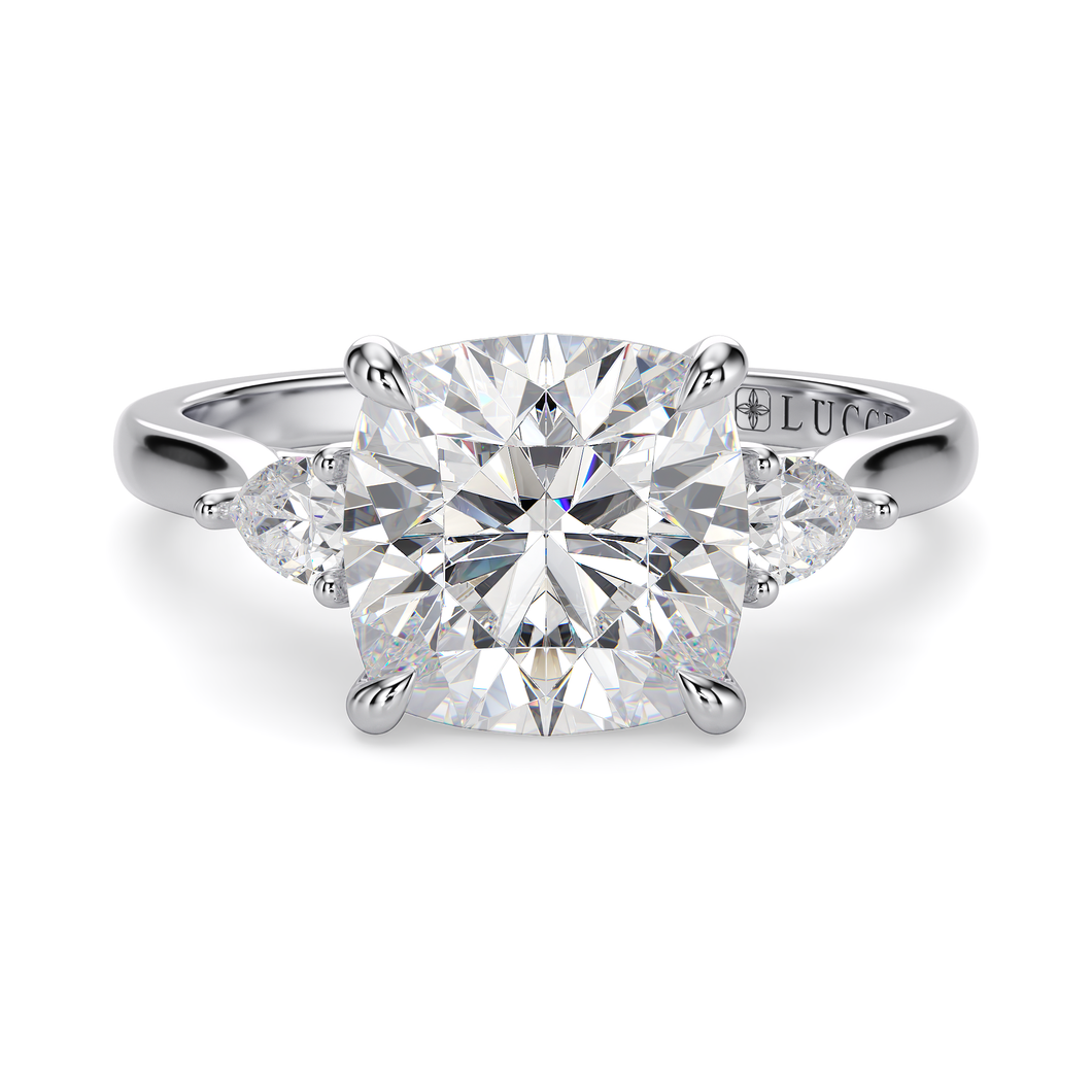 Lucce Sophia Cushion Diamond
