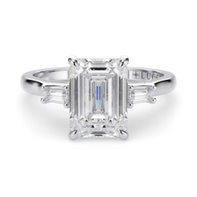 Load image into Gallery viewer, Lucce Sophia Emerald Diamond
