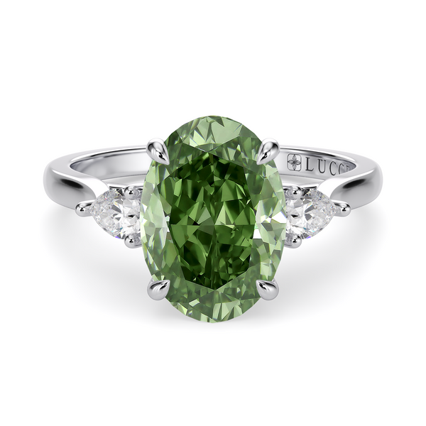 LUCCE SOPHIA™ Oval VERDANT™ Green Diamond