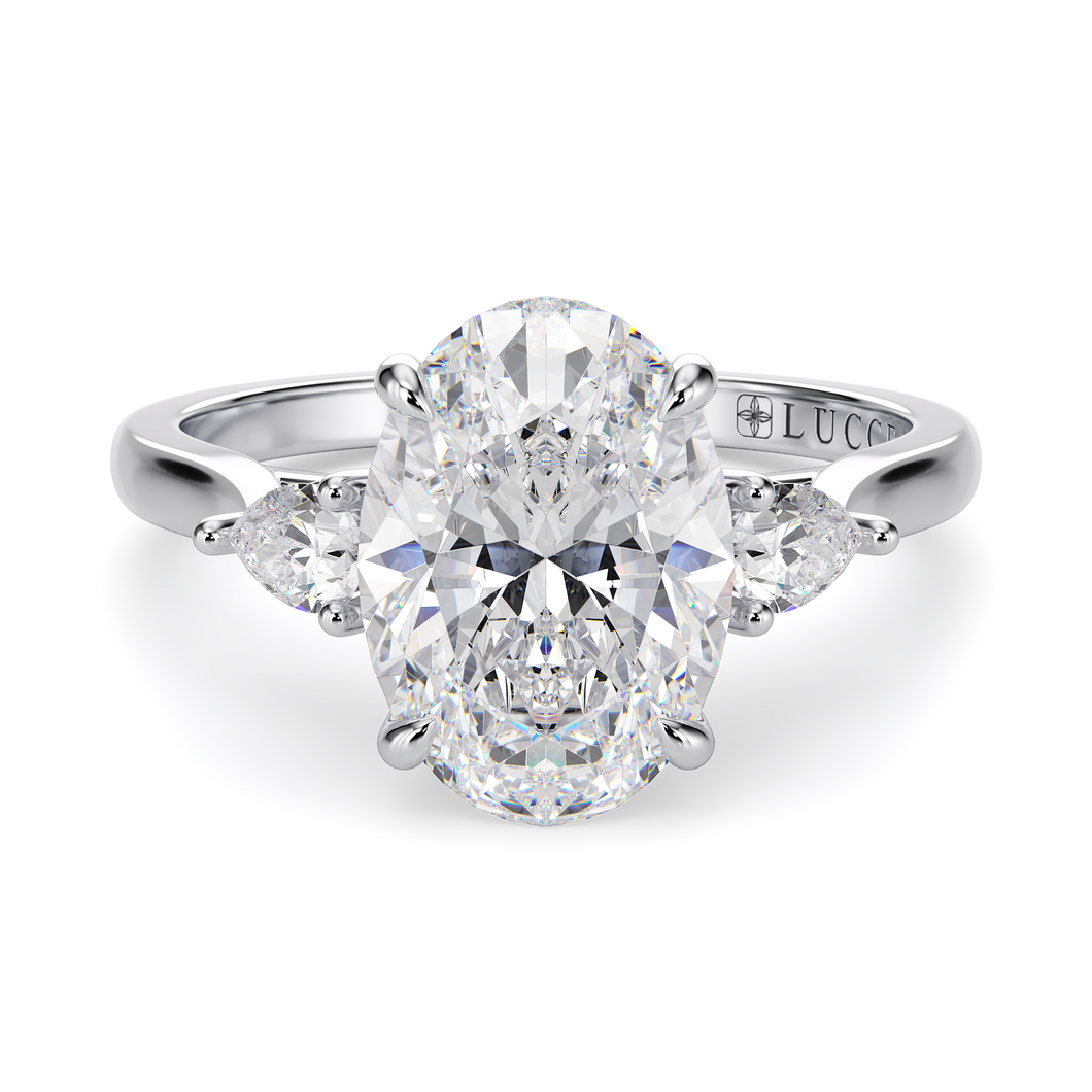 Lucce Sophia Oval Diamond