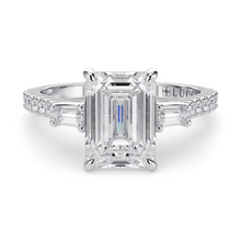 Load image into Gallery viewer, Lucce Sophia Pavé Emerald Diamond
