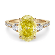 LUCCE SOPHIA™ Pavé Oval SUNBURST™ Yellow Diamond
