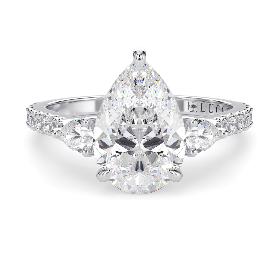 Lucce Sophia Pavé Pear Diamond