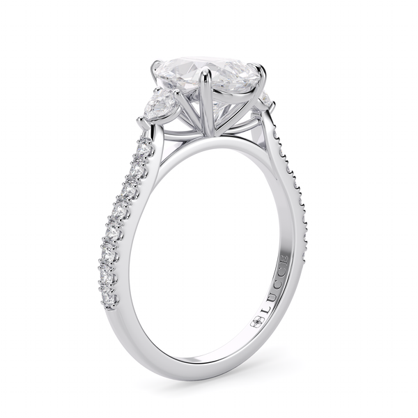 Lucce Sophia Pavé Pear Diamond