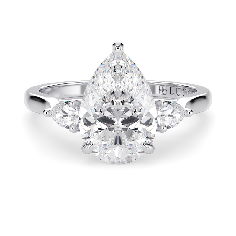 Lucce Sophia Pear Diamond