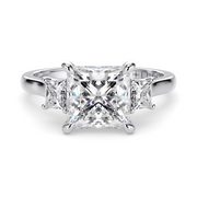 LUCCE SOPHIA™ Princess Diamond