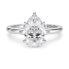 Load image into Gallery viewer, Lucce Verona Pear Diamond
