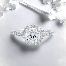 Load image into Gallery viewer, LUCCE MONTEVALLE™ Round Lab Diamond 0.82ct D VS1 ld IGI 14K White Gold
