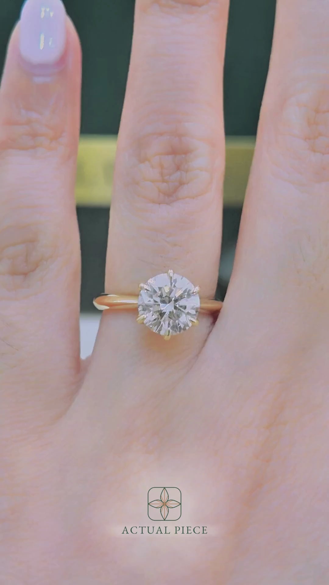Load and play video in Gallery viewer, LUCCE Knife Edge Cathedral Round Diamond Solitaire Engagement Ring with Overlapping Petal Prongs in Gold or Platinum
