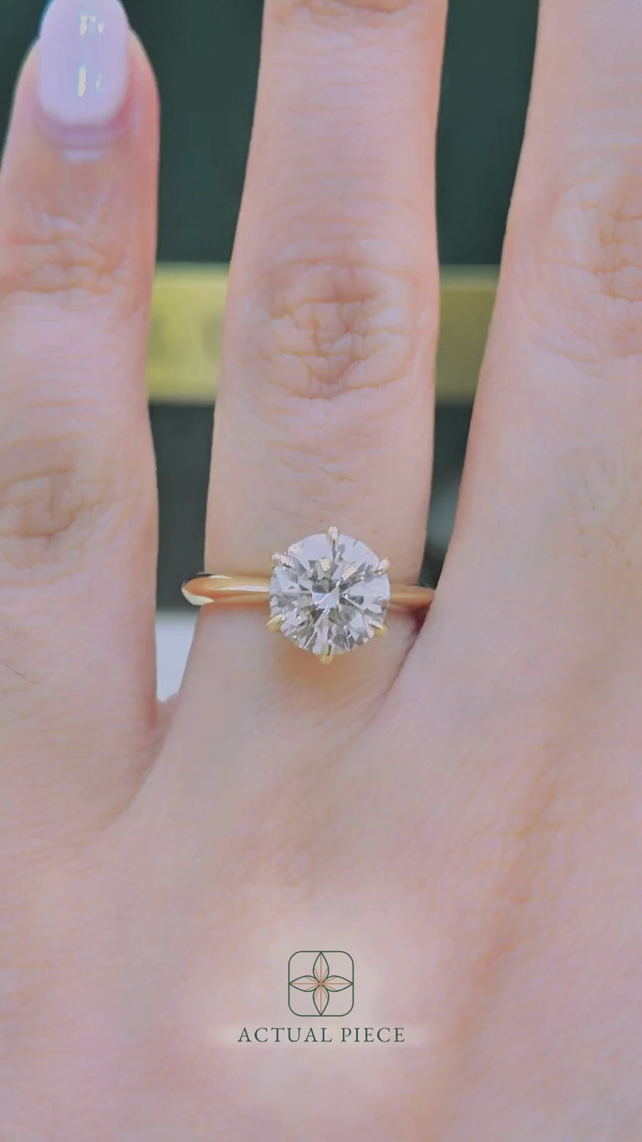 Load and play video in Gallery viewer, LUCCE Knife Edge Cathedral Round Diamond Solitaire Engagement Ring with Overlapping Petal Prongs in Gold or Platinum
