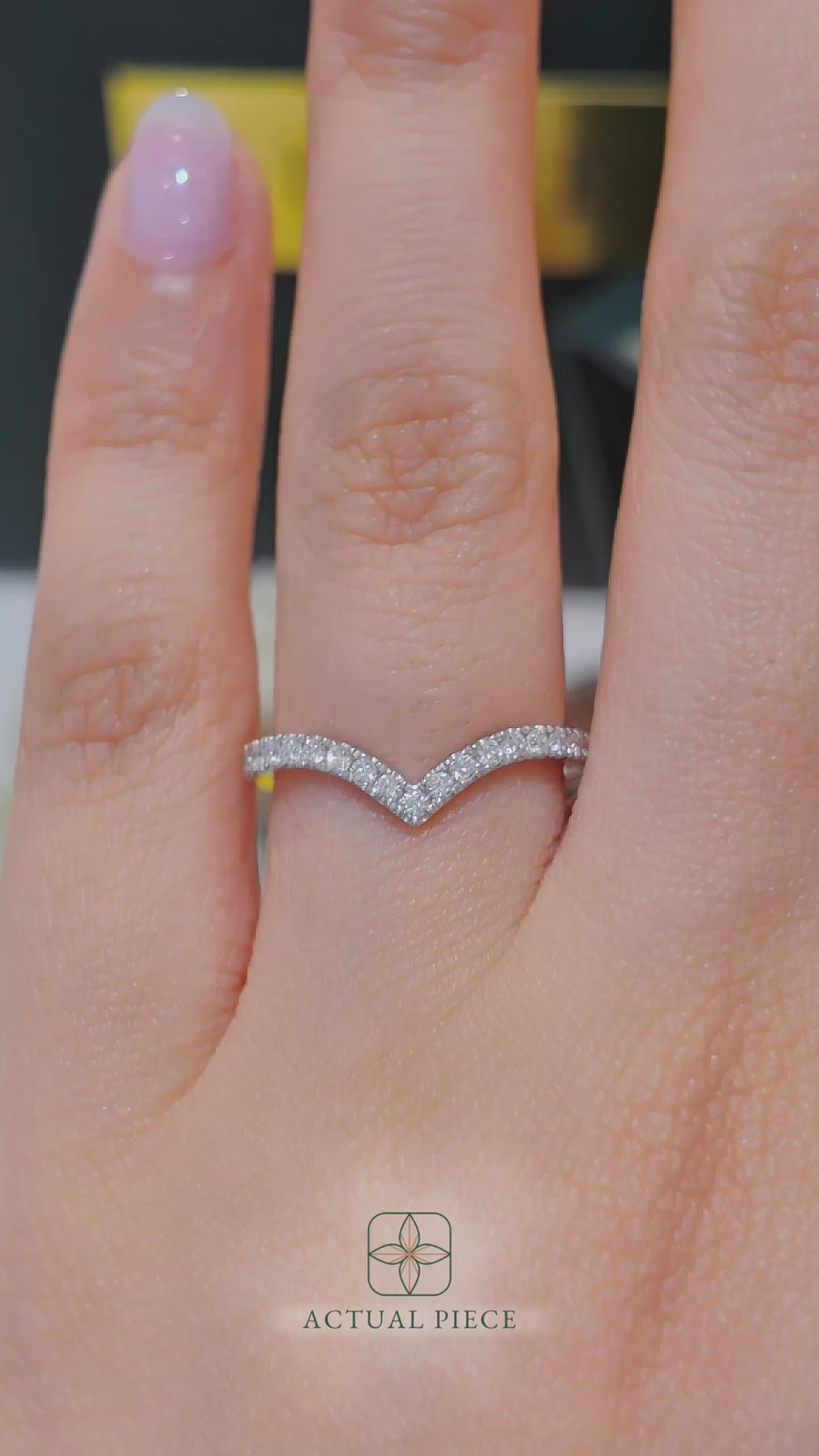 Load and play video in Gallery viewer, LUCCE Diamond Pave Chevron Wedding Ring in Gold or Platinum
