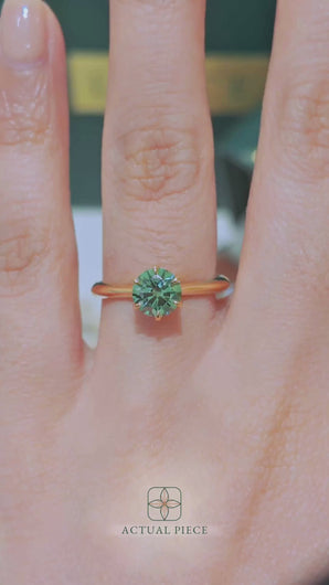 LUCCE Ecuadorian Knife Edge Solitaire with Green Diamond in Petal Prongs
Set in Gold or Platinum