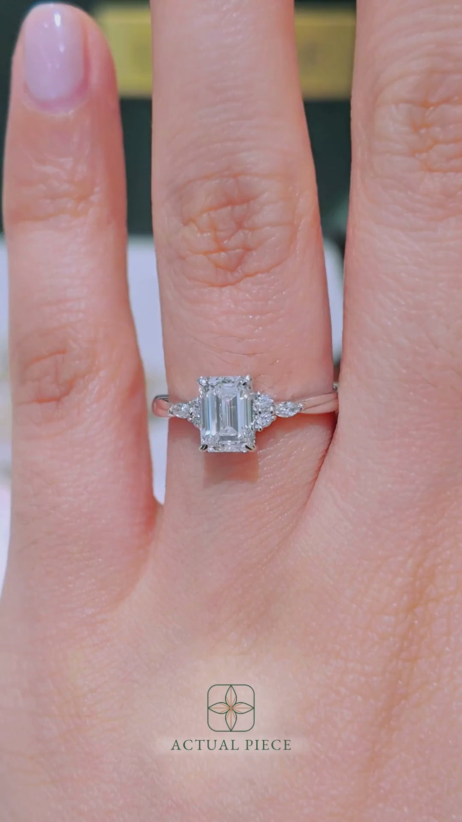 Load and play video in Gallery viewer, LUCCE Twisting Cluster Emerald Diamond in  Low Basket Setting Engagement Ring in Gold or Platinum
