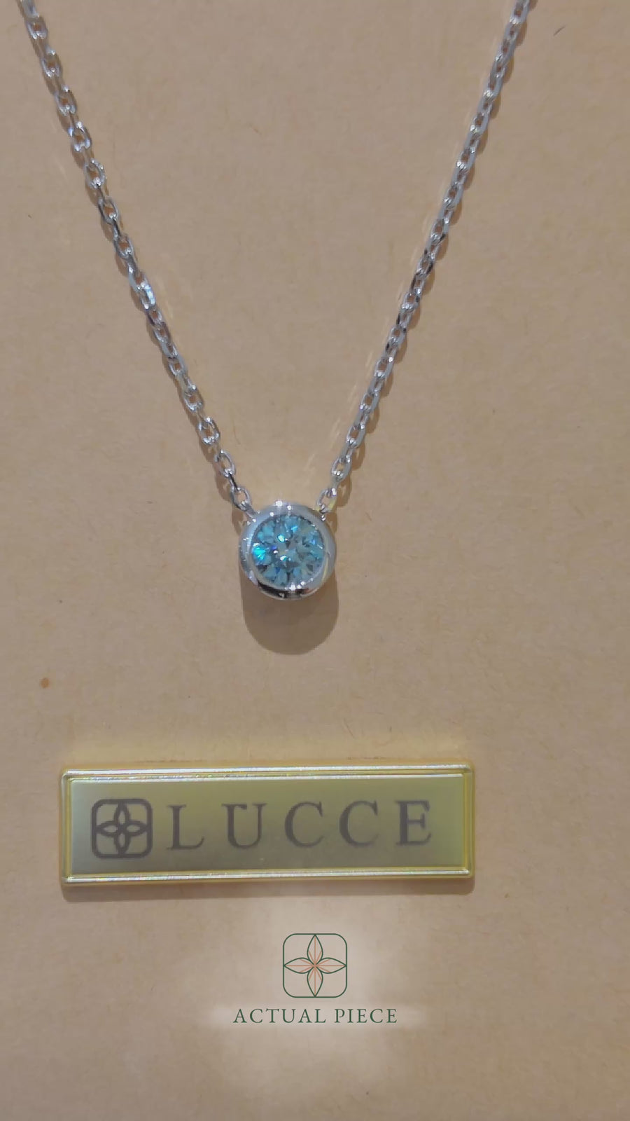 Load and play video in Gallery viewer, LUCCE CARLISLE™ Ocean Round Necklace Lab Diamond 0.40ct Fancy Vivid Blue VS1 Good IGI 14K White Gold
