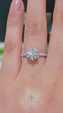 Load and play video in Gallery viewer, Lucce Ronah Lab Diamond 1.51ct D VS1 Id IGI Platinum
