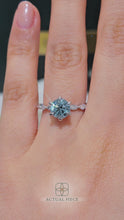 Load and play video in Gallery viewer, Lucce Paula Round Ocean Blue Diamond
