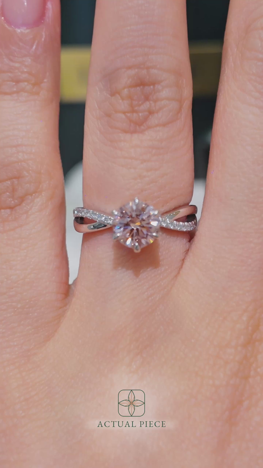 Load and play video in Gallery viewer, Lucce Fiore Sei Pink Diamond with Infinity Pave Band and Petal Prongs in Platinum
Manila, Philippines
