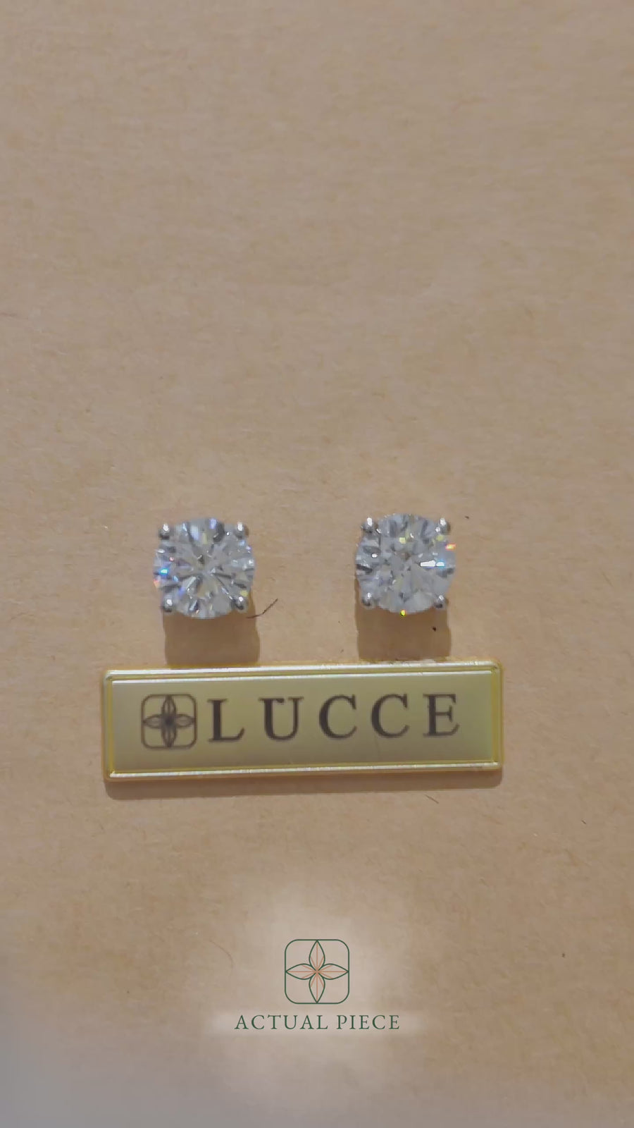 Load and play video in Gallery viewer, Round Cut Diamond Stud Earrings with Hidden Halo in Platinum 
Philippines
