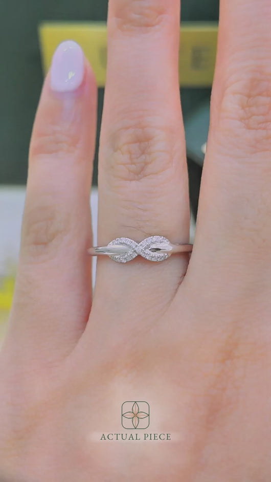 LUCCE PROMISE™ Lab Diamond 0.07ctw 14K White Gold
