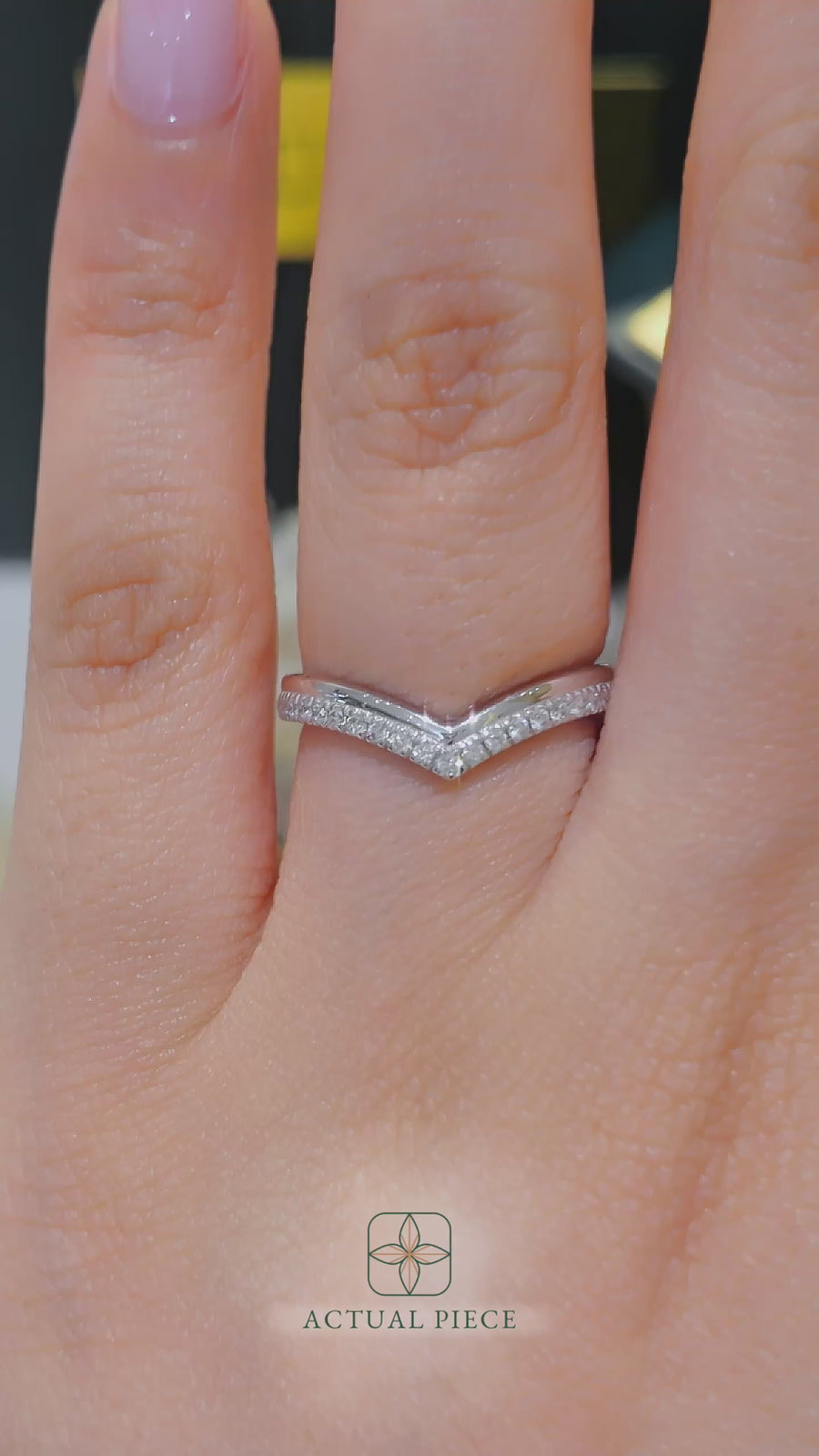 Load and play video in Gallery viewer, LUCCE Chevron with Diamond Pave in Gold or Platinum
