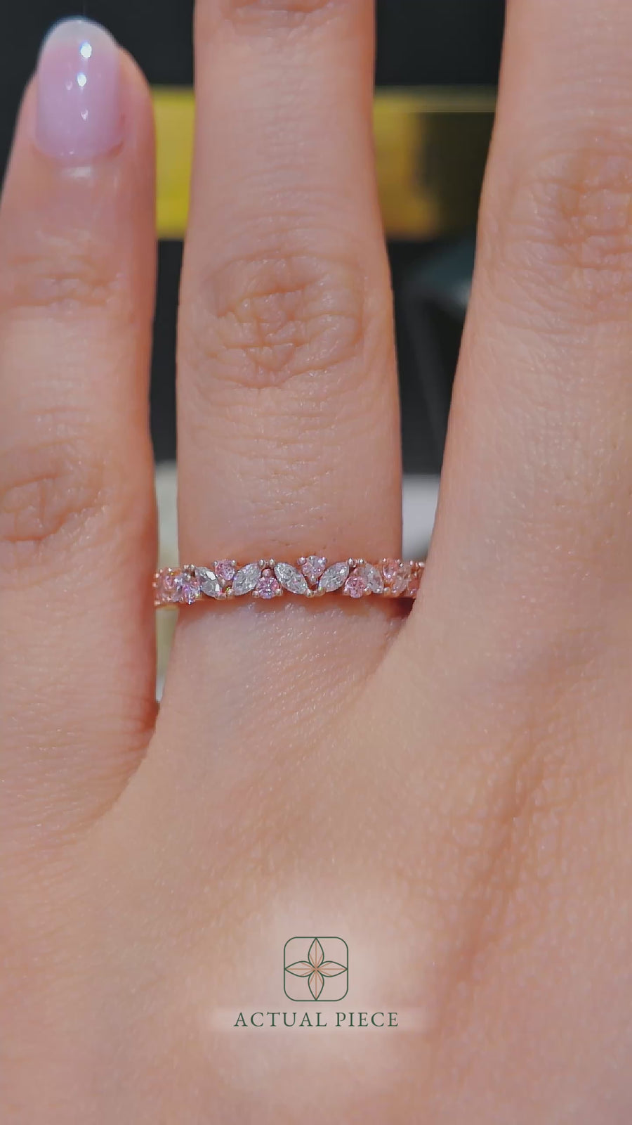 Load and play video in Gallery viewer, LUCCE MARCHESA™ Reale ROSÉ™ 0.41ctw Lab Diamond 14K Rose Gold
