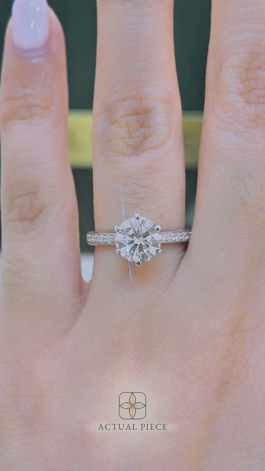 LUCCE ANGELA™ Pavé Round Lab Diamond 1.52ct D VS1 Id IGI Platinum