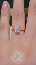 Load and play video in Gallery viewer, Lucce Lucia Emerald 1.20ct SUPERNOVA Moissanite 14K Yellow Gold
