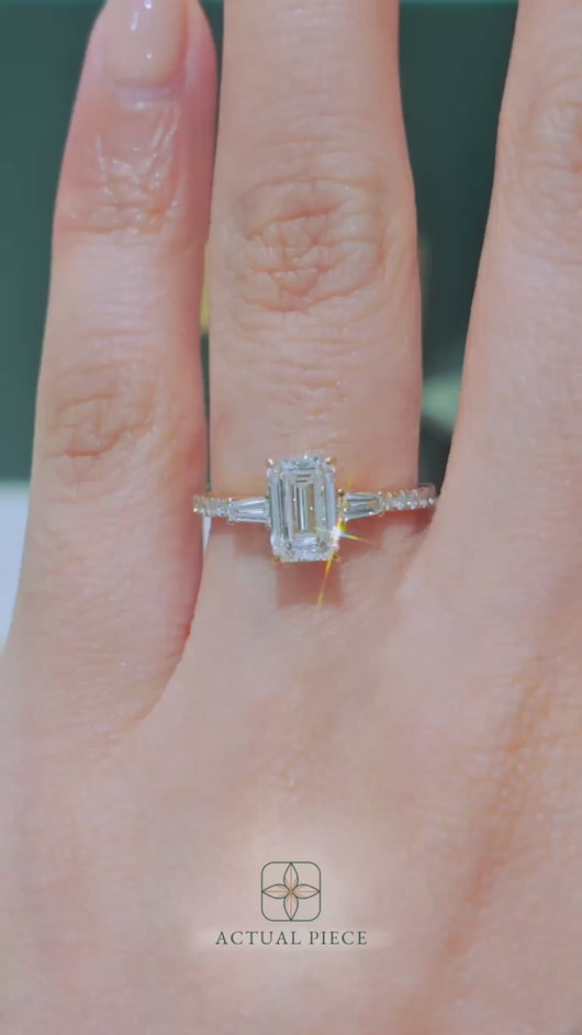 LUCCE SOPHIA™ Pavé Emerald Lab Diamond 1.03ct D VVS2 14K Yellow Gold