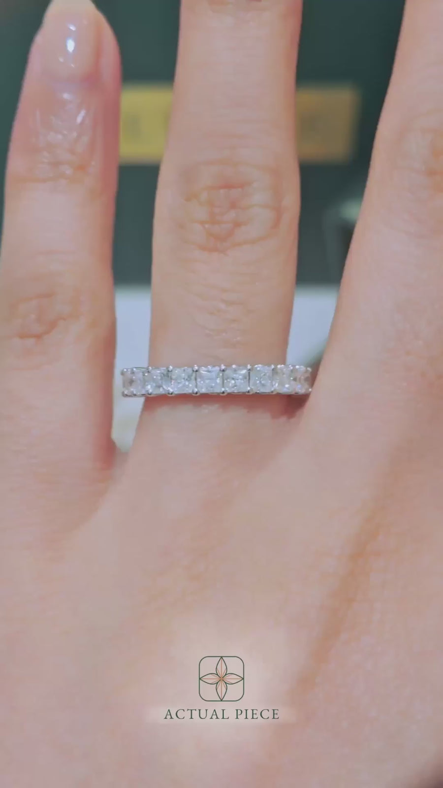 Load and play video in Gallery viewer, LUCCE RIVERA™ Princess Eternity 2.40ctw Celeste Moissanite 14K White Gold
