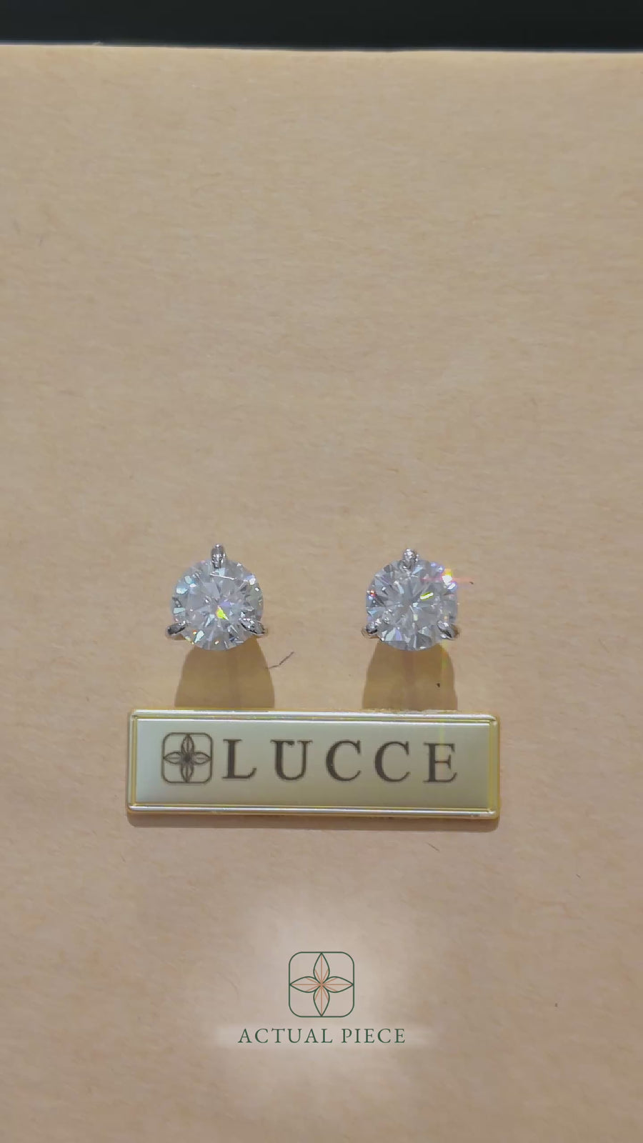 Load and play video in Gallery viewer, LUCCE JASMINE™ Round Stud 2.00ctw CELESTE™ Moissanite 14K White Gold
