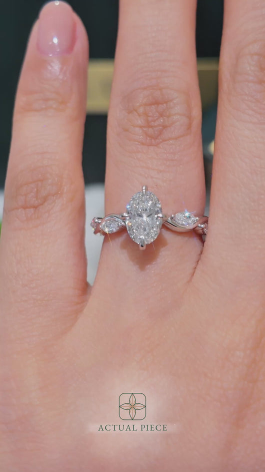 Lucce Constance Oval cut Diamond Engagement with Marquise accents and intertwining vines in Yellow Gold
Manila, Philippines
