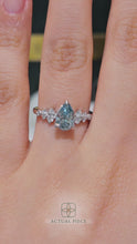 Load and play video in Gallery viewer, Lucce Ellia Pear Ocean Lab Diamond 0.86ct FIB VVS2 Ex IGI 14K White Gold
