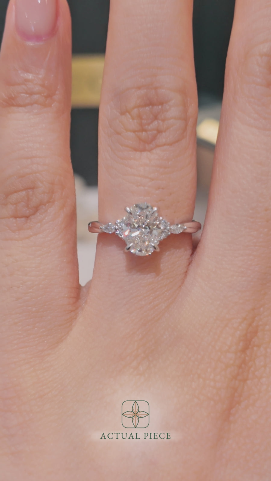 Load and play video in Gallery viewer, LUCCE Twisting Cluster Oval Diamond in  Low Basket Setting Engagement Ring in Gold or Platinum
