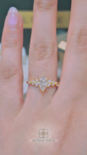 Load and play video in Gallery viewer, LUCCE ELLIA™ Marquise Natural Diamond 0.50ct I VS1 GIA 18K Yellow Gold
