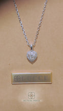 Load and play video in Gallery viewer, Lucce Montevalle Necklace Heart Diamond
