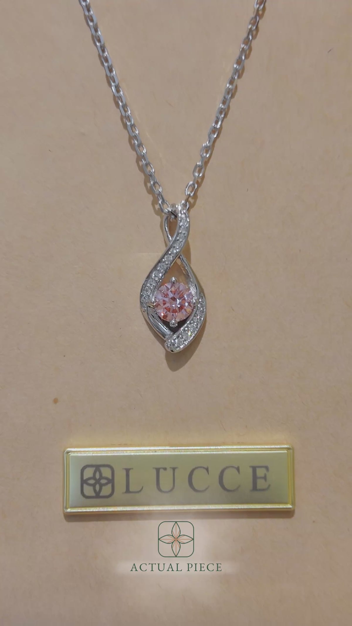 Load and play video in Gallery viewer, LUCCE FIORE™ Infinity Necklace ROSÉ™ Pink Diamond
