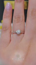 Load and play video in Gallery viewer, Lucce Azalea Round Lab Diamond 0.54ct D VVS2 Id IGI 14K White Gold
