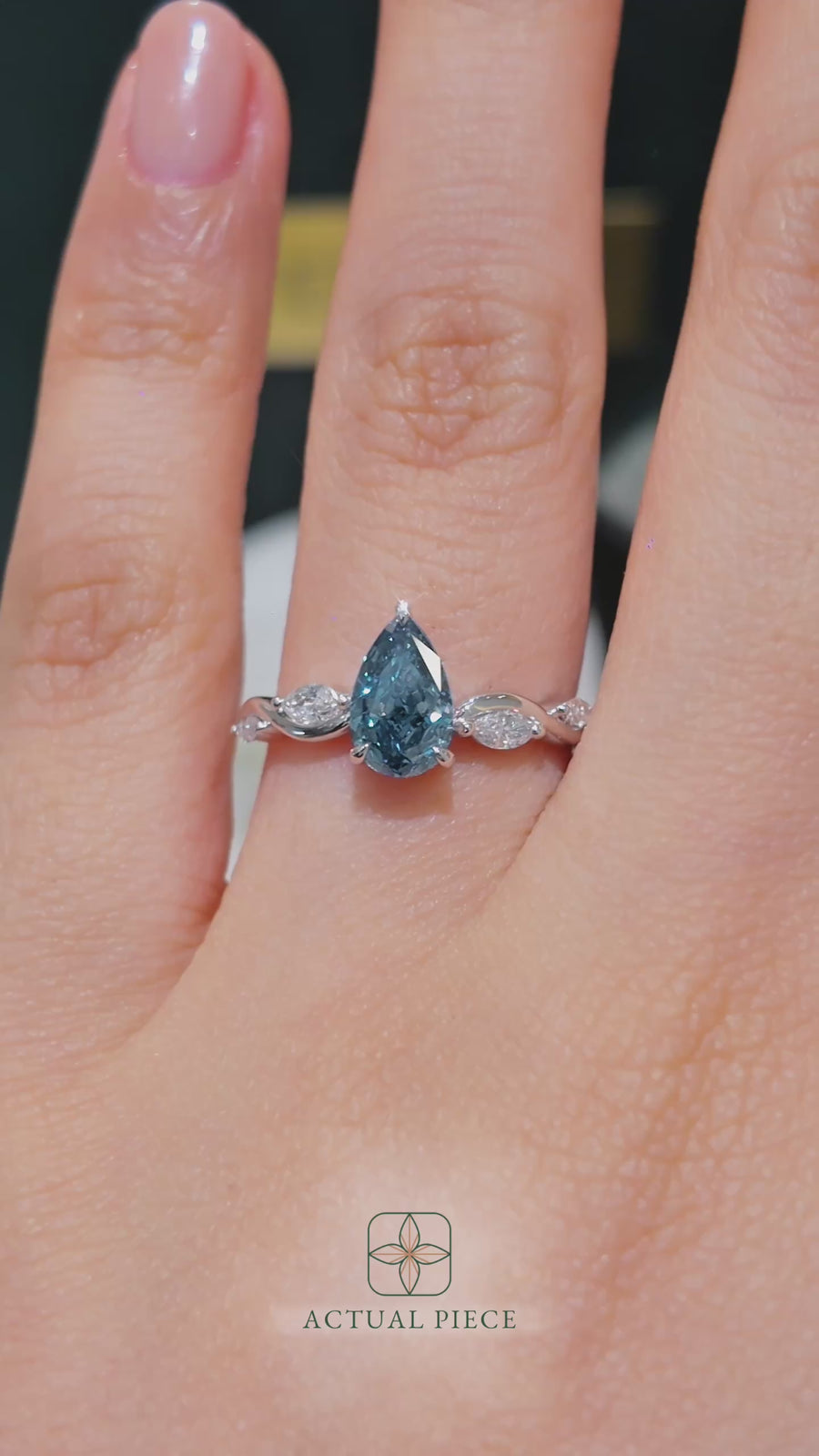 Load and play video in Gallery viewer, Lucce Constance Viello Low Setting Blue Pear Cut Diamond with Marquise accents and intertwining vines in White Gold
Manila, Philippines


