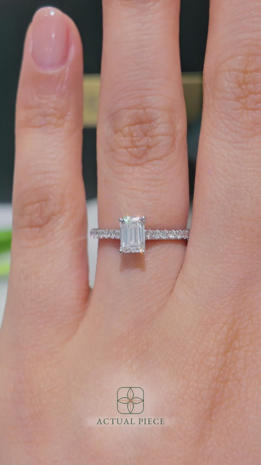 LUCCE FIRENZE™ Pavé Emerald Natural Diamond 0.61ct E VVS2 GIA 18K White Gold
