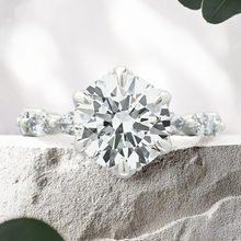 Load image into Gallery viewer, Lucce Paula Luxe Round Lab Diamond 3.02ct E VS1 Ex GIA Platinum
