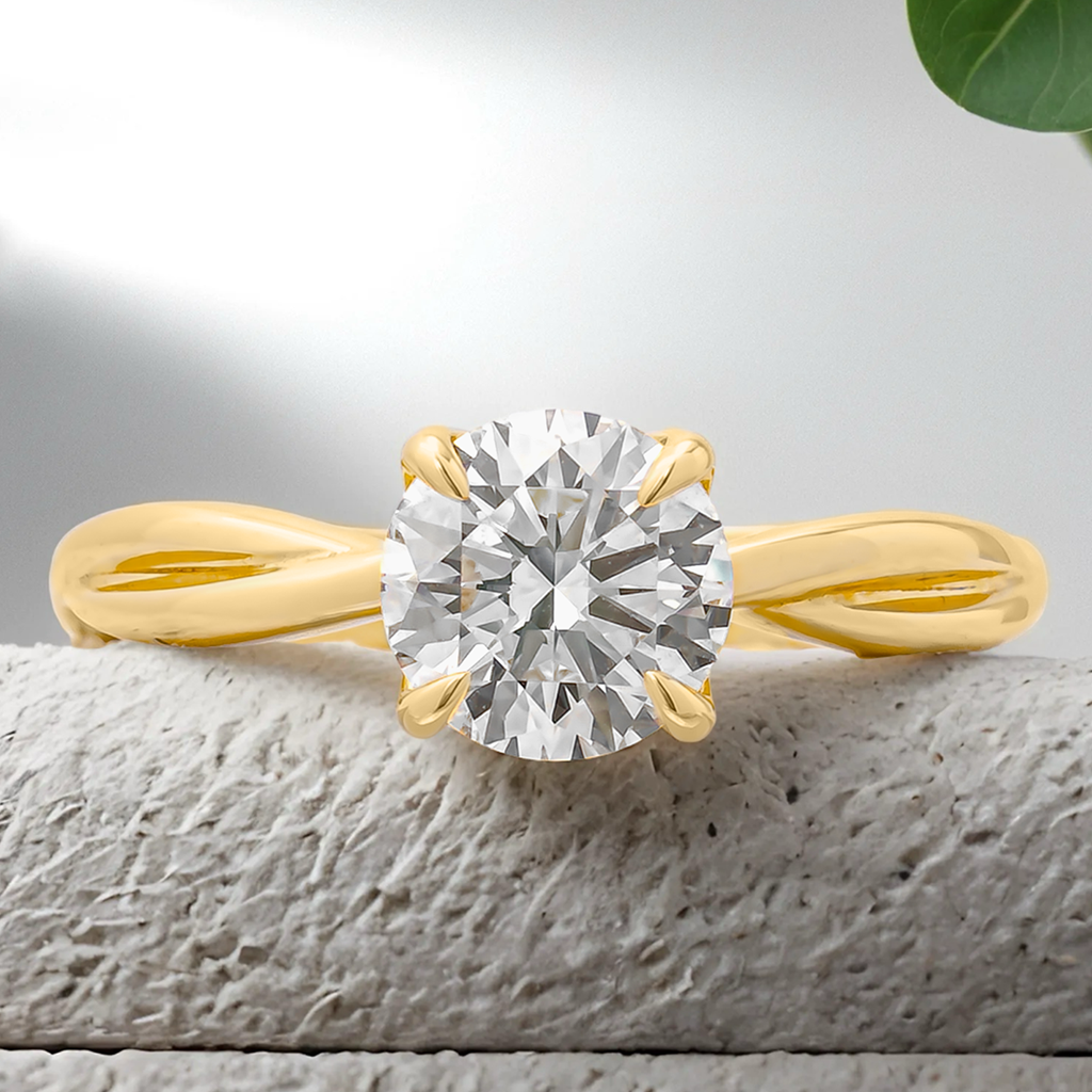 Lucce Fiore Solitaire Round Lab Diamond 1.07ct D VVS2 Id IGI 14K Yellow Gold