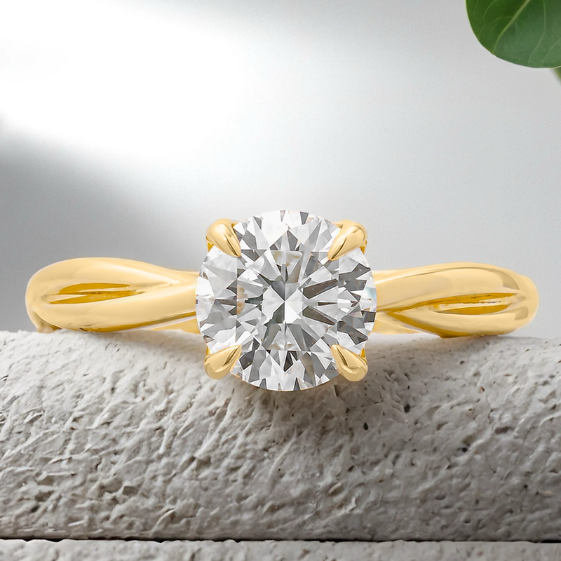 Lucce Fiore Solitaire Round Lab Diamond 1.07ct D VVS2 Id IGI 14K Yellow Gold