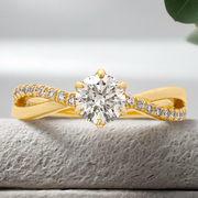 LUCCE FIORE™ Sei Round Lab Diamond 0.51ct D VVS2 Id IGI 14K Yellow Gold