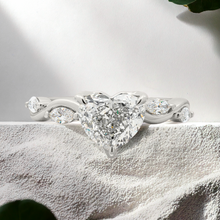 Load image into Gallery viewer, Lucce Constance Heart Lab Diamond 1.06ct D VVS2 Ex IGI Platinum
