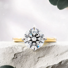 Load image into Gallery viewer, Lucce Constance Solitaire Round Lab Diamond 2.50ct E VS1 Id IGI 18K Yellow Gold and Platinum Prongs

