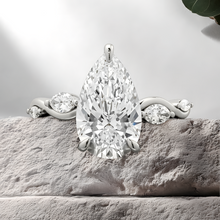 Load image into Gallery viewer, Lucce Constance Viello Pear Lab Diamond 3.02CT E VVS2 Ex IGI Platinum

